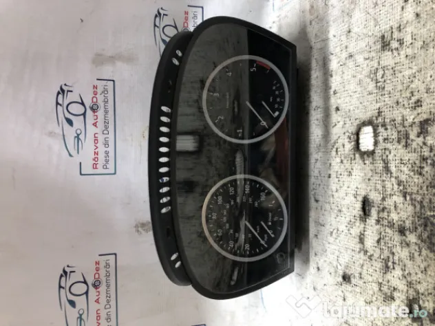 Ceasuri Bord UK BMW Seria 5 F10 2011
