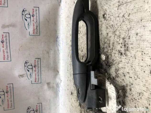 Maner exterior stanga fata Ford Focus 2 2008