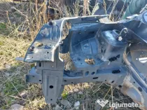 Lonjeron dreapta Dacia Duster 1.5 Motorina 2019