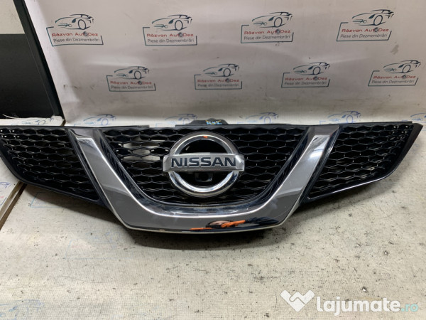 Grila bara fata Nissan Qashqai - Motorina 2015