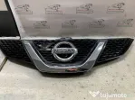 Grila bara fata Nissan Qashqai - Motorina 2015