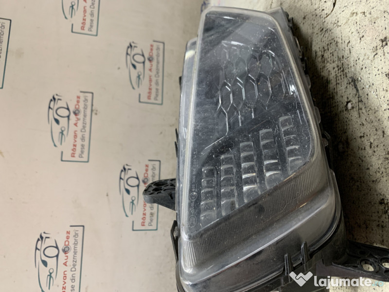 Proiector stanga Volkswagen Polo - Benzina 2020