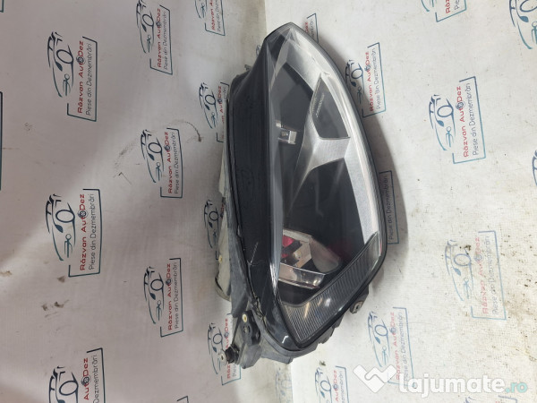 Far Dreapta Halogen Volkswagen Golf 7 1.6 Motorina 2015