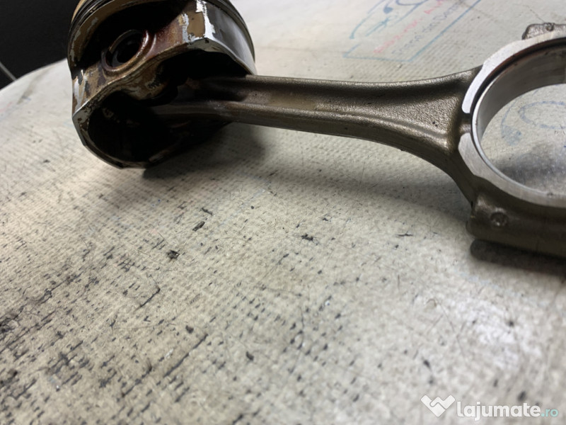 Piston plus biela Citroen C3 1.2 Benzina 2016