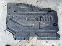 Scut lateral stanga spate BMW X3 F25 2.0 Motorina 2015