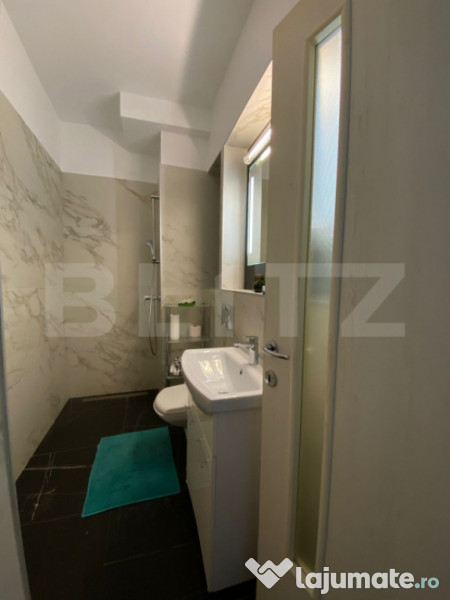 Apartament 2 camere, parcare, zona Centrala