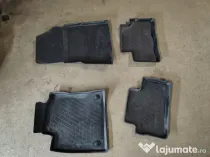 Covorase/Presuri cauciuc originale Renault Clio 5