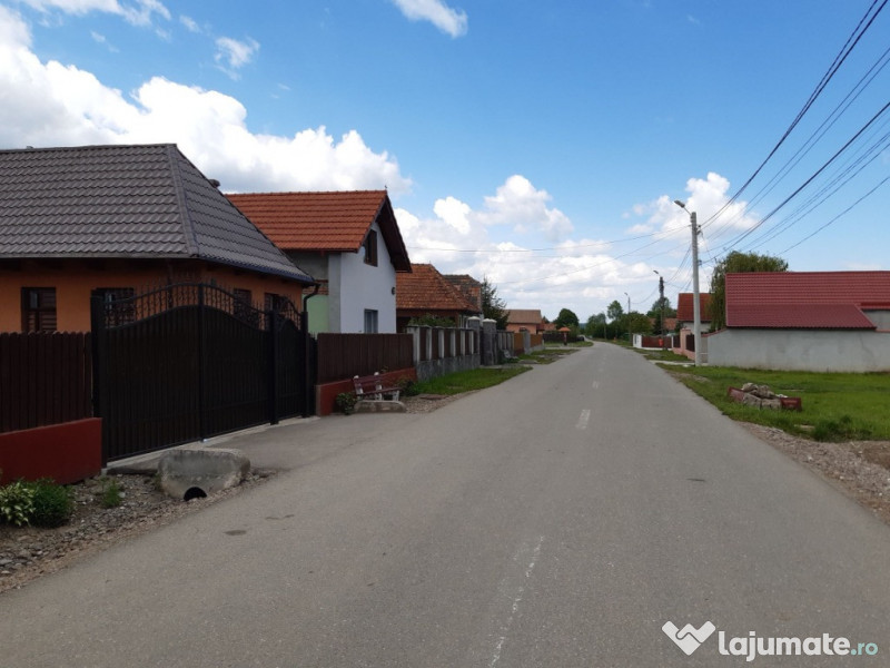 Teren intravilan construibil utilitati Lunca Calnicului. 5000mp