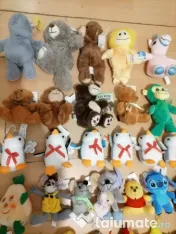 Lot de 100 buc. plusuri noi 