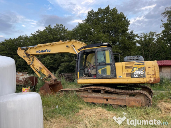 Excavator Komatsu PC 290 LC 8 Demolition.