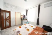 De vanzare casa cu 3 apartamente + anexa 75 mp, Comision 0% 