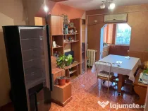 Închiriez apartament 2 camere, decomandat – zona Cornitoiu