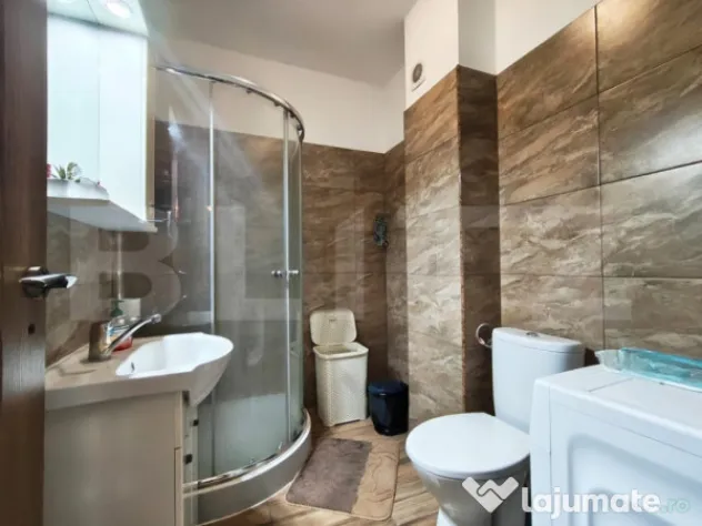 Apartament Prima Onestilor, 2 camere, loc parcare privat, ba