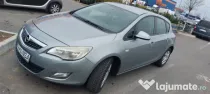 Opel Astra J 2010