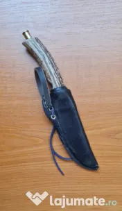 Cuțit hand-made. 