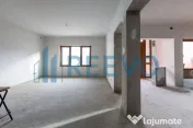 Vilă modernă în Cartierul CFR, cu mansardă și garaj