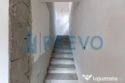 Vilă modernă în Cartierul CFR, cu mansardă și garaj
