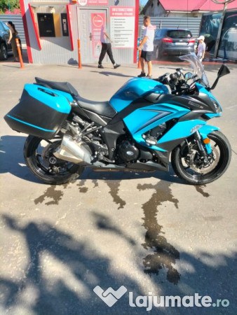 Motocicleta Kawasaki Z1000SX 2019