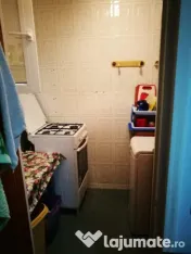 Proprietar. La METROU Costin Georgian, Garsoniera Etaj 2/4 