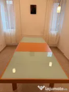 Masa dining din lemn cu blat din sticlă - Mobexpert