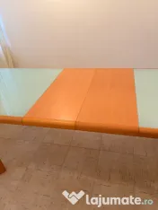 Masa dining din lemn cu blat din sticlă - Mobexpert 