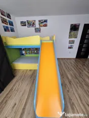 Pat suprapus cu topogan