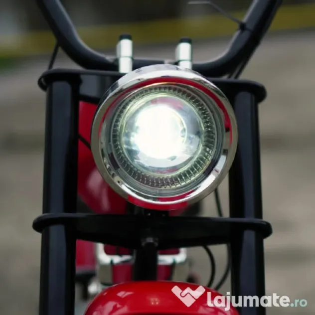 Motocicleta Kinderauto Old School, 300W, 24V, cu roti gonflabile RED