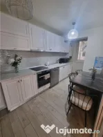 Apartament 3 cam et 2 decomandat renovat zona Colfescu
