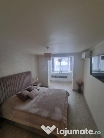 Apartament 3 cam et 2 decomandat renovat zona Colfescu