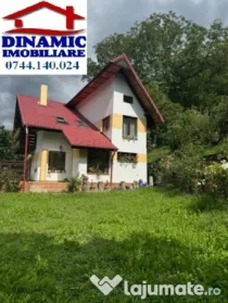 Casă, Bistrița, 1000 mp teren. Preț 590 eur/ lună