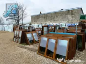 Ferestre termopan stejar auriu de la pretul afisat 