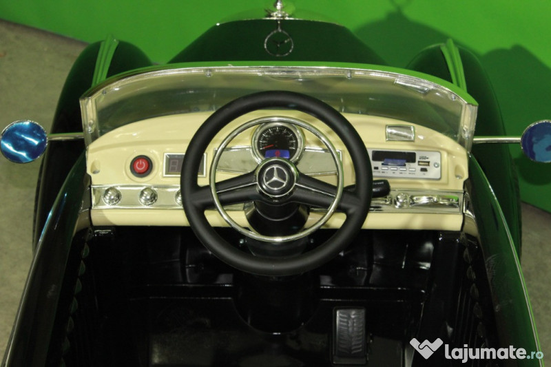 Masinuta electrica pentru copii Mercedes 300S 90W 12V Classi