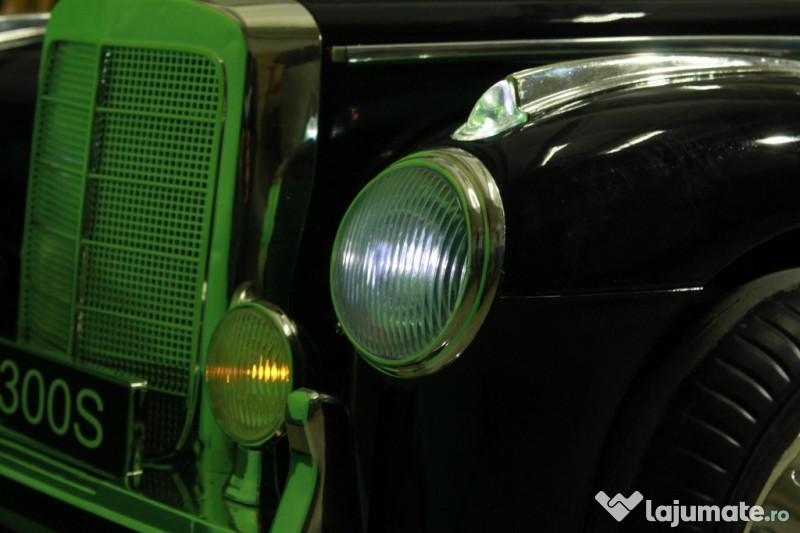 Masinuta electrica pentru copii Mercedes 300S 90W 12V Classi