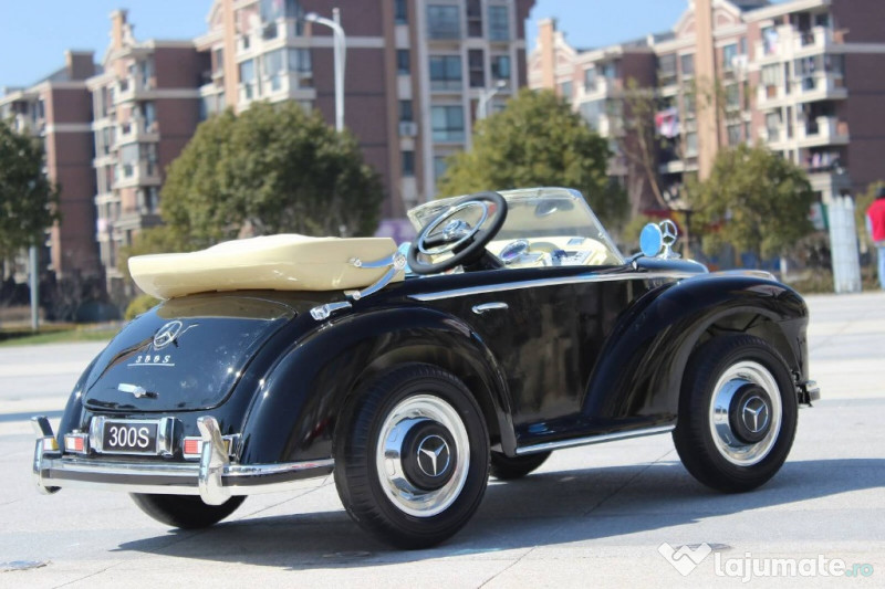 Masinuta electrica pentru copii Mercedes 300S 90W 12V Classi