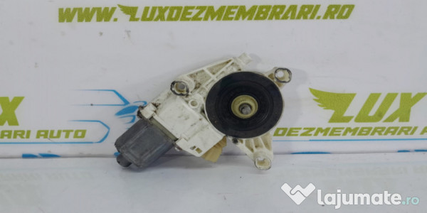 Motoras macara usa dreapta fata a2048200242 Mercedes-Benz C-Class W204