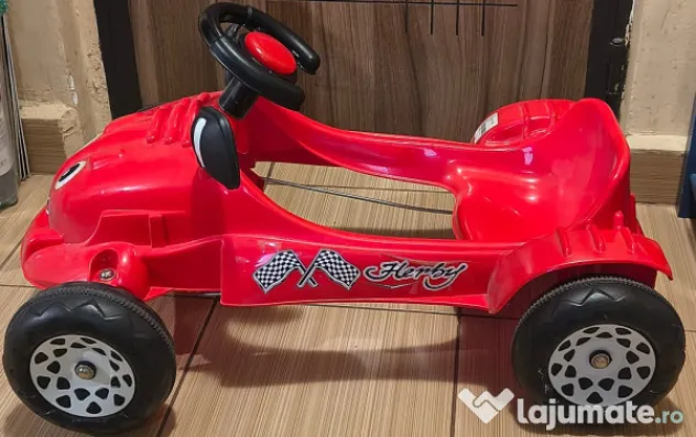 Masinuta copii mici NOUA rosie cu pedale si volan claxon masina baieti.