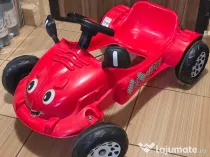 Masinuta copii mici NOUA rosie cu pedale si volan claxon masina baieti.