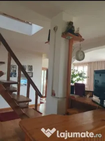 Apartament cu 3 camere decomandate Zona Ultracentrala