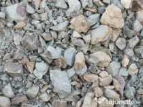 Balast, nisip fin zidarie, nisip sapa, sort piatra concasata, pamant.