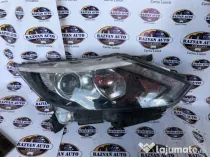 Far dreapta cu lupa Nissan Qashqai 1.2 Benzina 2014