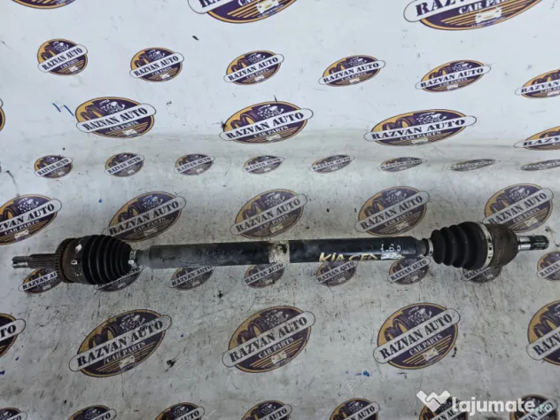 Planetara dreapta fata Kia Ceed Break 1.6 Motorina 2014