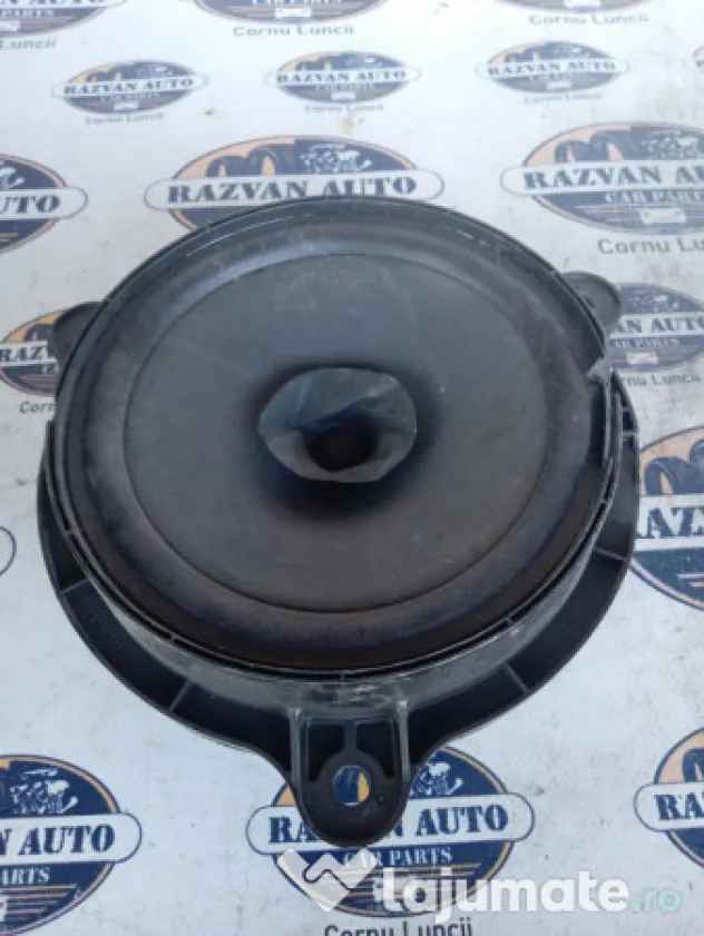 Boxa stanga spate Nissan Qashqai 2011