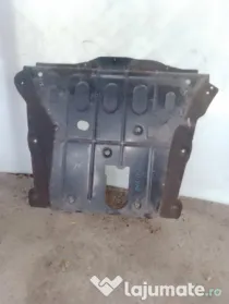 Scut motor metalic Dacia Duster 1.6 Benzina 2019