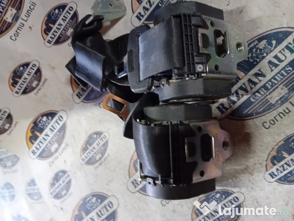Set centuri spate stanga-dreapta Volkswagen Golf 6 2010