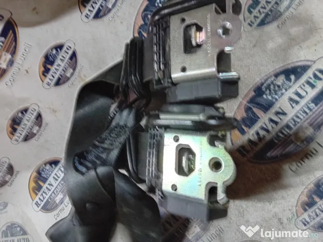 Set Centuri fata cu capsa Nissan Qashqai 2012