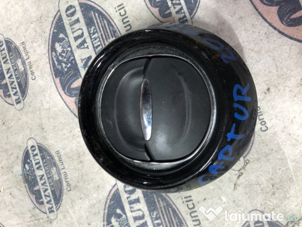 Grila ventilatie stanga Renault Captur 2015