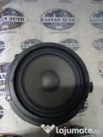Boxa dreapta spate Porsche Cayenne