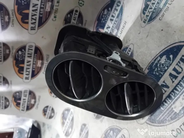 Grila ventilatie dreapta Volkswagen Tiguan 2008