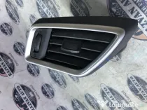 Grila ventilatie stanga Nissan Qashqai 2014