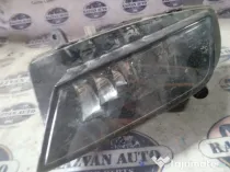 Proiector dreapta Audi A4 B8 2012